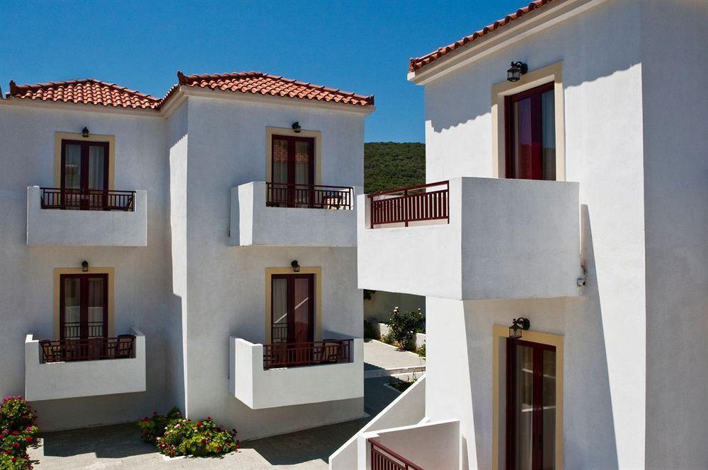 Laza Beach Inn Hotel Skála Dış mekan fotoğraf